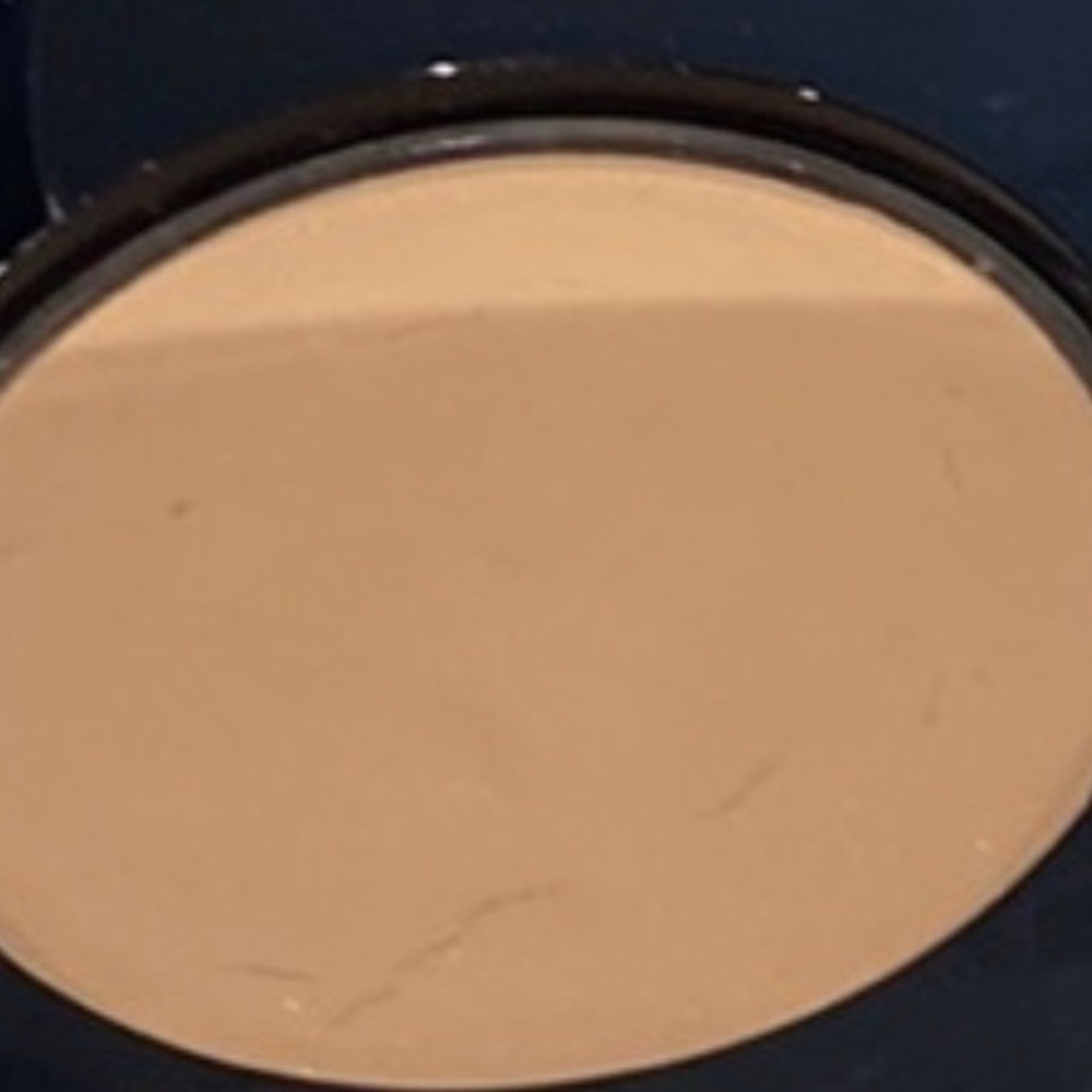Elizabeth Arden Flawless Finish bare #04 - Picture 7 of 7